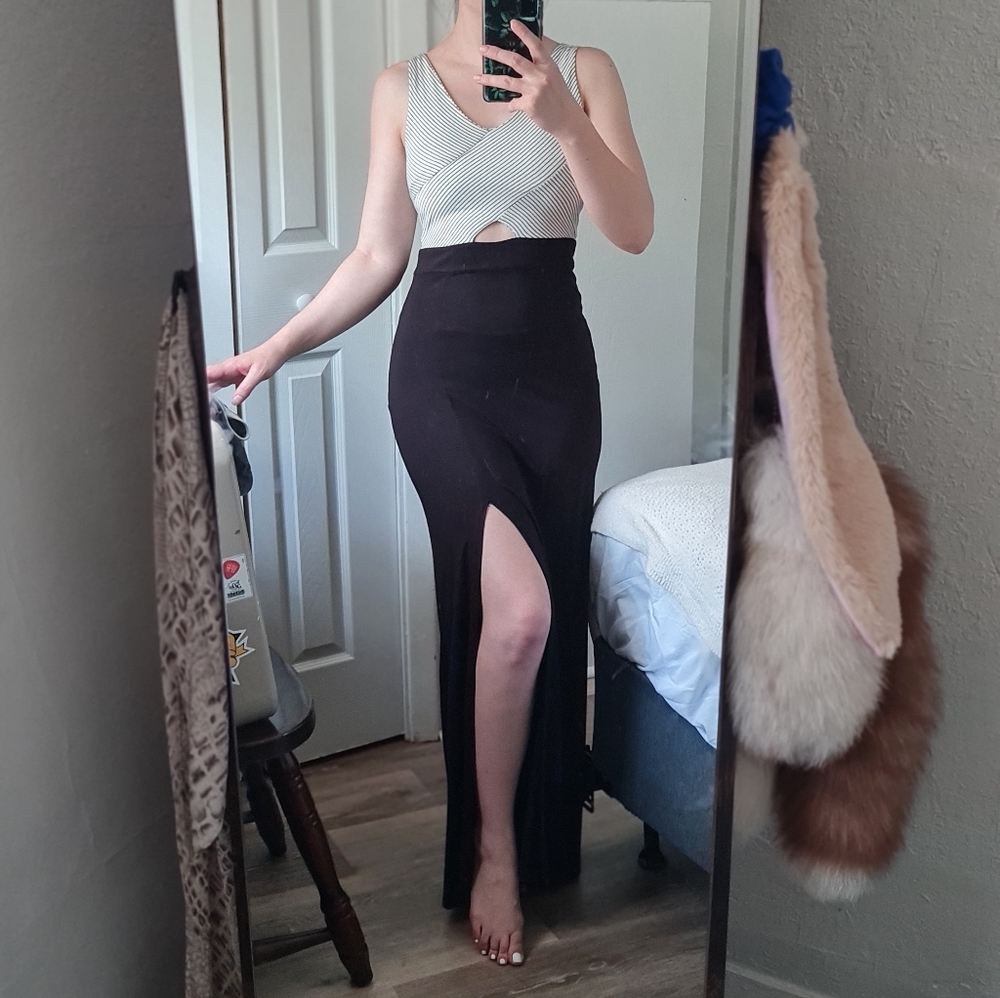 Black & White Maxi Dress with Slit & Keyhole Detail